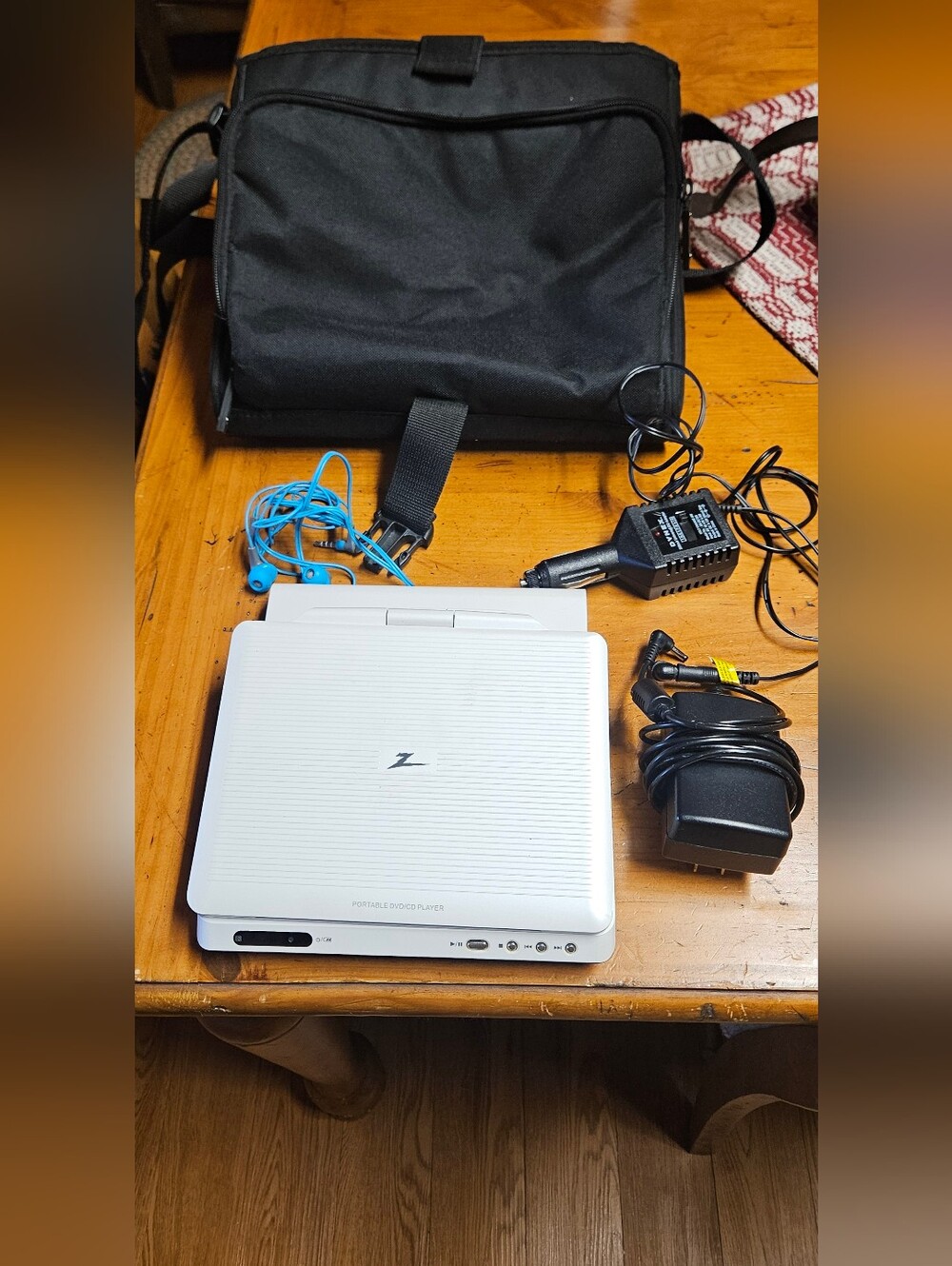 Zenith White Portable DVD Player with Accessories